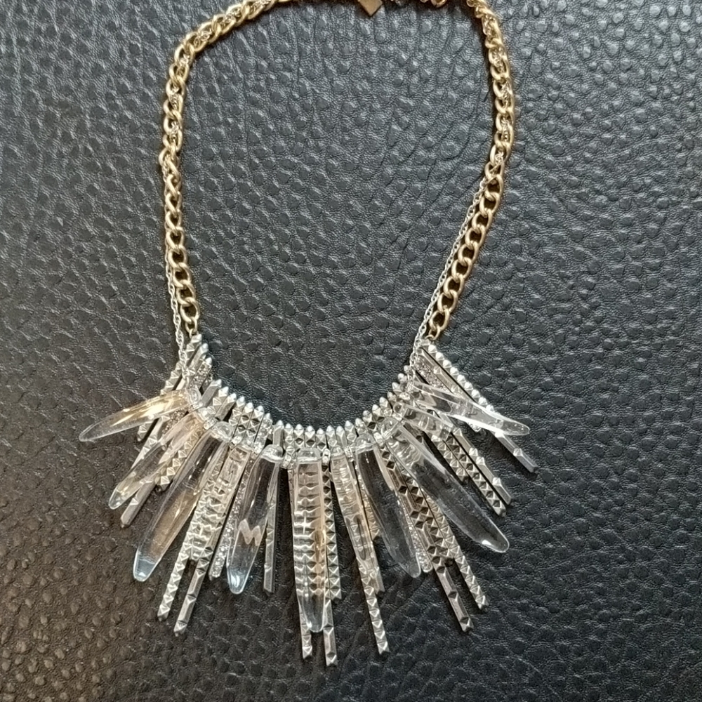Two tone crystal and metal necklace